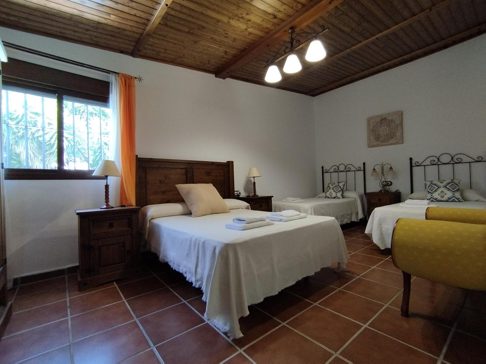 Vivienda Rural Los Madronos Malcocinado  Екстер'єр фото